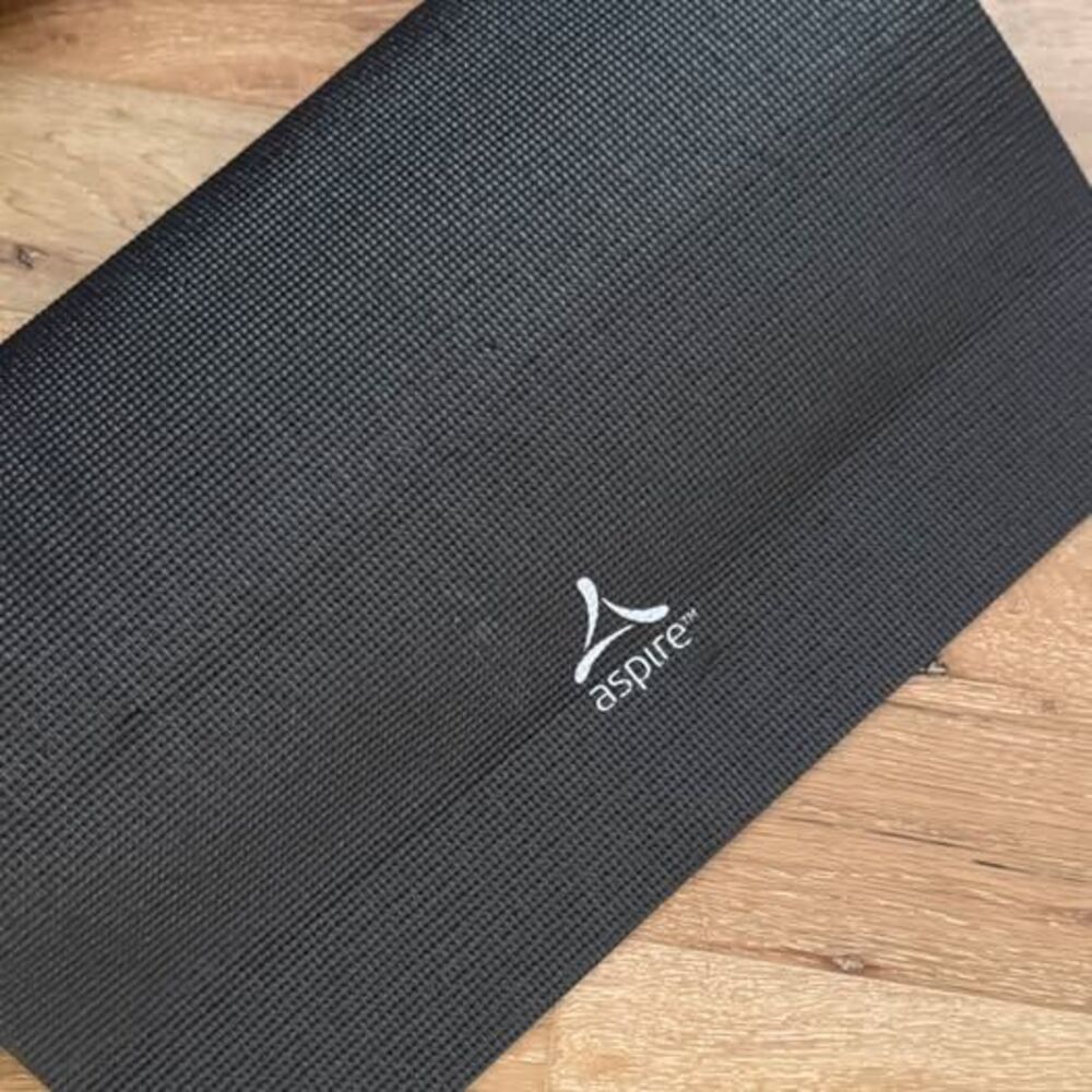 Aspire Yoga Mat black comfy padded workout Pilates